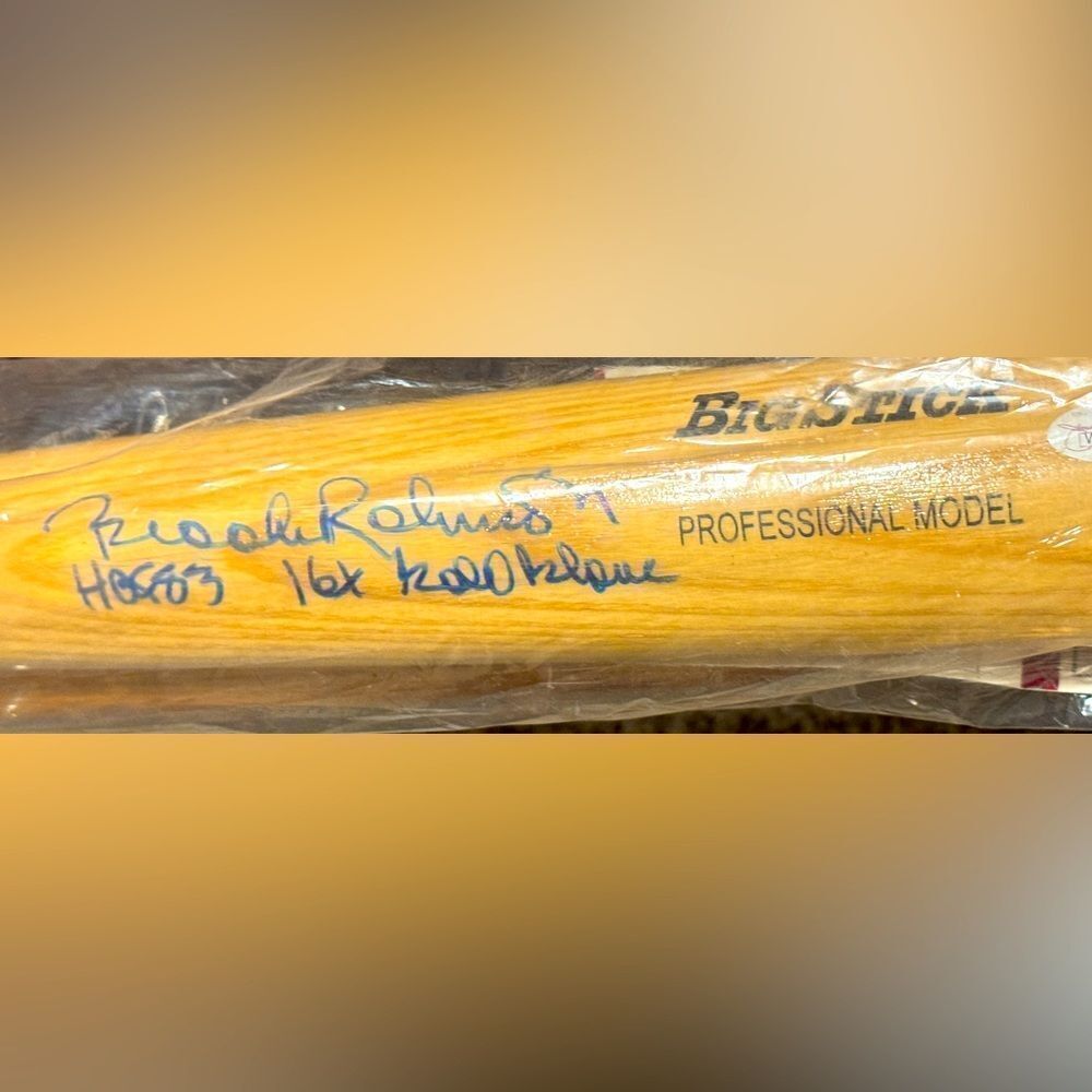 Brooks Robinson autographed Rawlings wooden Big Stick Bat with HOF 83 16x12000